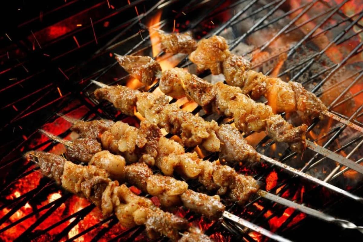 He Jia Huan 合家欢 (Lentor Modern)